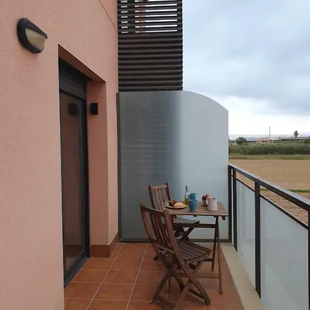 Deltebre Apartamentos ديلتيبري