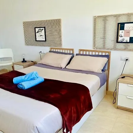 Deltebre Apartamentos * ديلتيبري